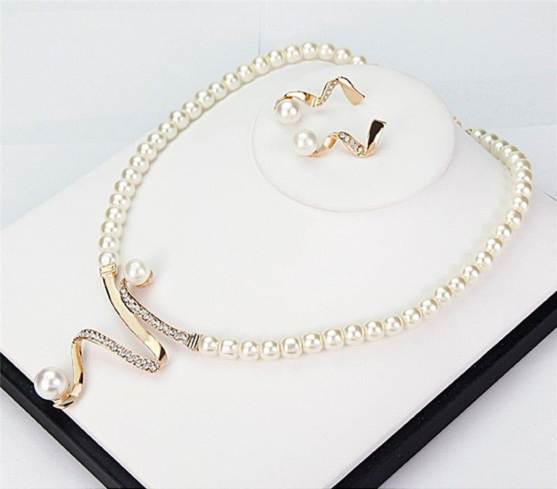 Charlotte - Natural Pearl Necklace + Earrings Set